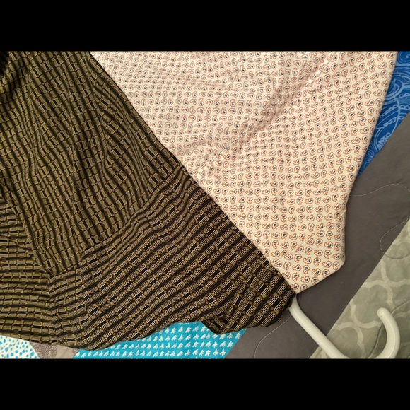 Split button down - Picture 2 of 3